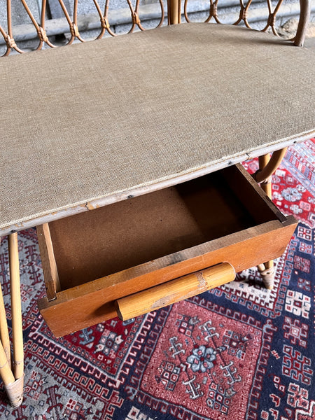 Coiffeuse et chaise vintages en rotin par Louis Sognot dans les années 60