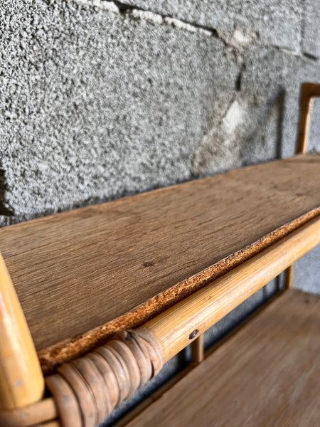 Etagère vintage en rotin et bois à 2 plateaux