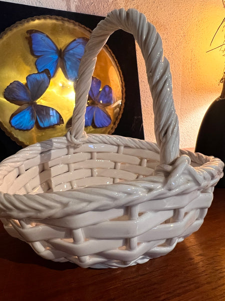 Petit panier vintage en céramique tressée et émaillé blanche