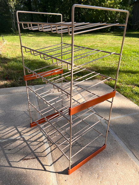 Duo de présentoirs / casiers de magasin vintage empilables Caddie en métal et plastique