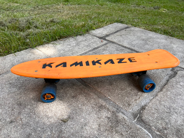 Skateboard vintage Kamikaze orange et bleu - Années 80