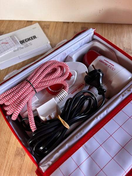Set de voyage vintage Valentina 1000 fer à repasser et sèche-cheveux - Black & Decker