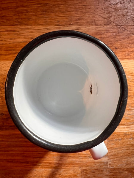 Tasse vintage en métal émaillé Nuit Blanche - Le Livre de Poche