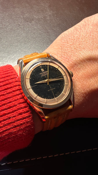 Universal Geneve Polerouter S20214-6 plaquage or rose