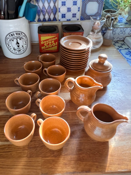 Le Sélectionneur - Brocante - Service à café vintage 23 pièces en grès
