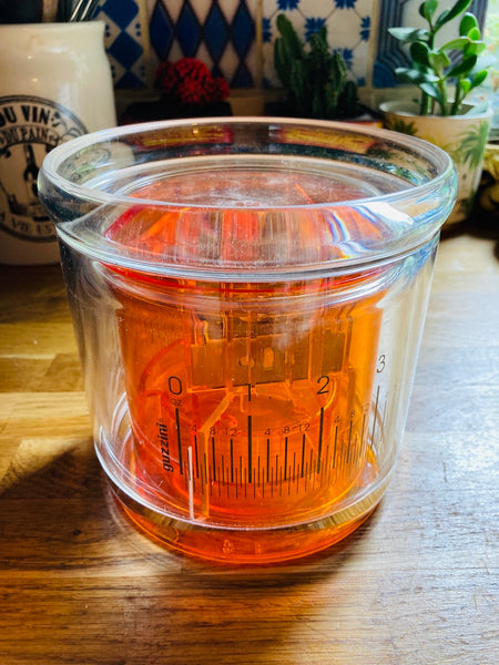 Balance de cuisine vintage Guzzini orange - Années 90