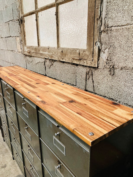 Grand meuble customisé Ronéo avec tablette acacia