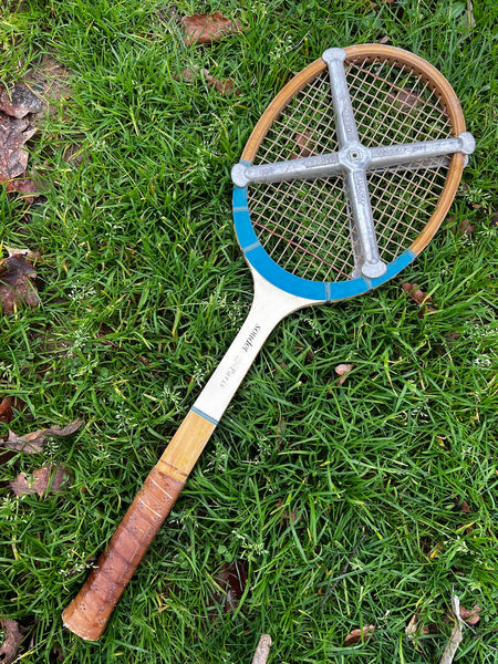 Raquette de tennis vintage en bois Cheverny Soudet - Paris avec tendeur Zephyr
