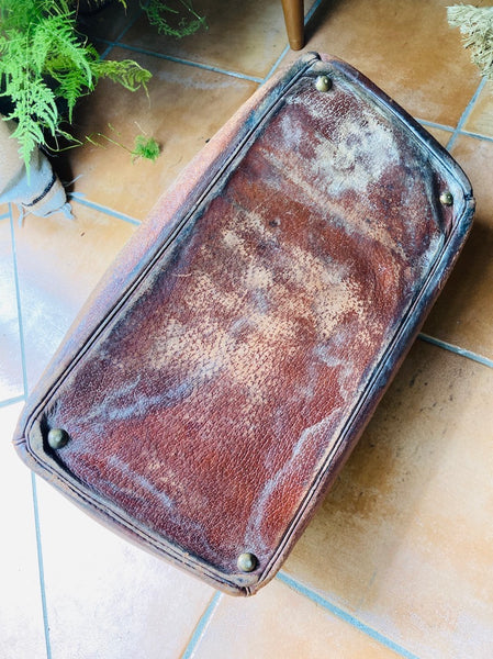 Sac / mallette de médecin vintage en cuir