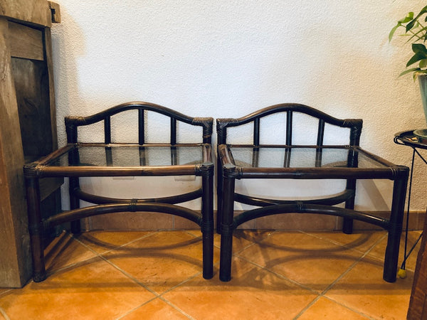 Table de chevet vintage en rotin et verre