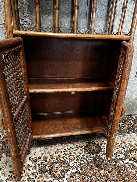 Bibliothèque étagère vintage en rotin, bois et cannage