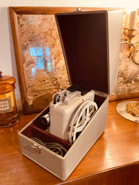 Projecteur vintage EUMIG P8 8mm et sa boite