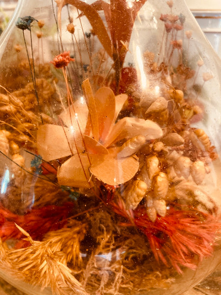 Bonbonne vintage en verre soufflé de fleurs séchées