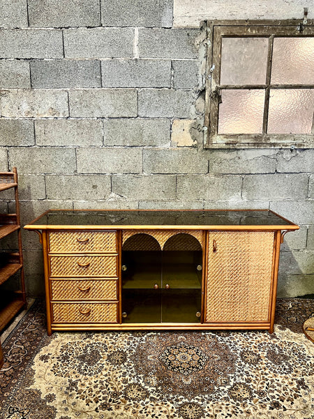 Enfilade buffet vintage en rotin, bois et cannage - Années 70