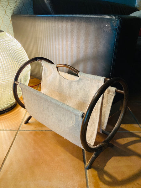 Porte-revues vintage en rotin et tissu