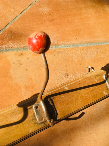 Porte-manteau vintage à 3 patères en bois et métal