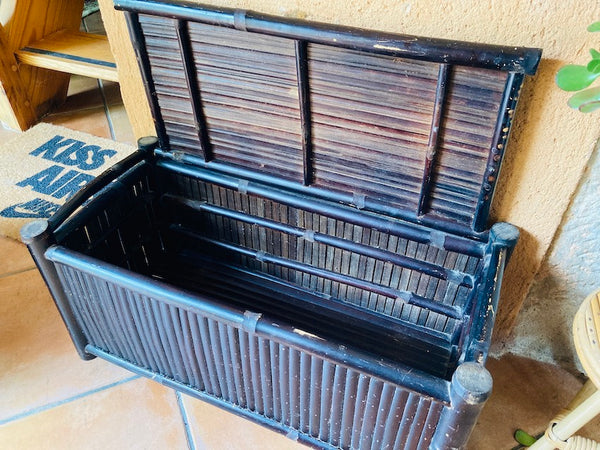 Coffre vintage en bambou