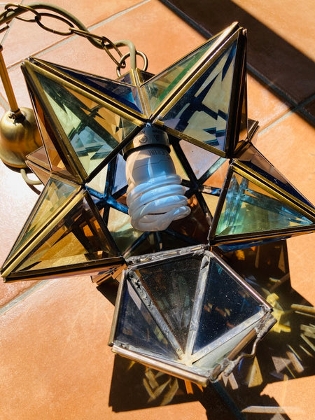 Luminaire étoile marocaine moravienne en laiton et verre de couleur