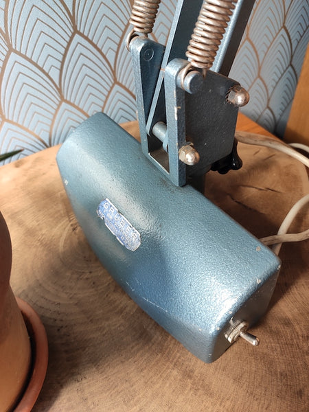 Lampe-loupe articulée d'atelier Gruber Loupeclair 1960 - Le Sélectionneur - Brocante en ligne