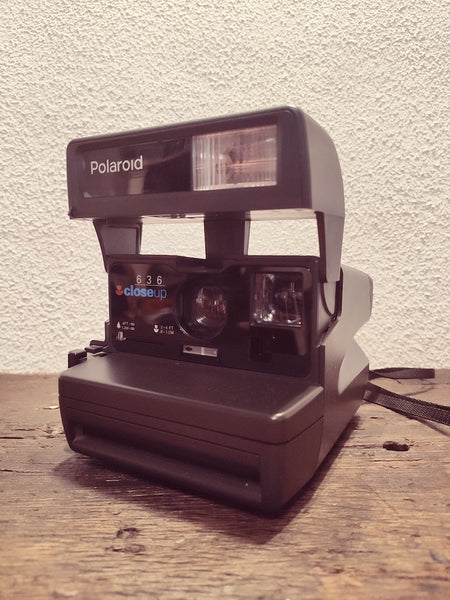 Appareil photo Polaroïd Close Up 636 - 1990 - Le Sélectionneur - Brocante en ligne