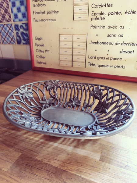 Corbeille à pain ancienne en étain 95% - Le Sélectionneur - Brocante en ligne