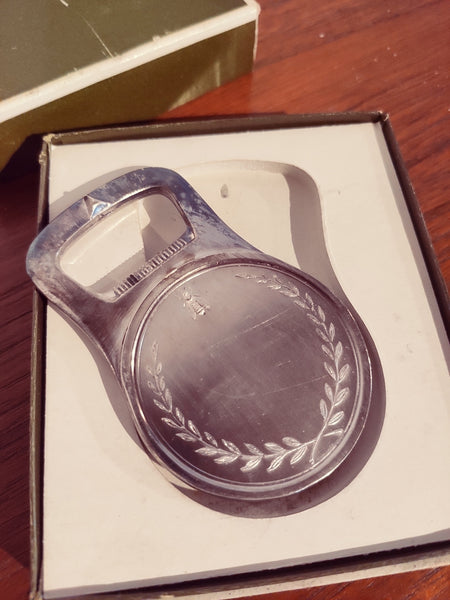 Décapsuleur ancien en métal argenté Napoléon Christofle - Le Sélectionneur - Brocante en ligne