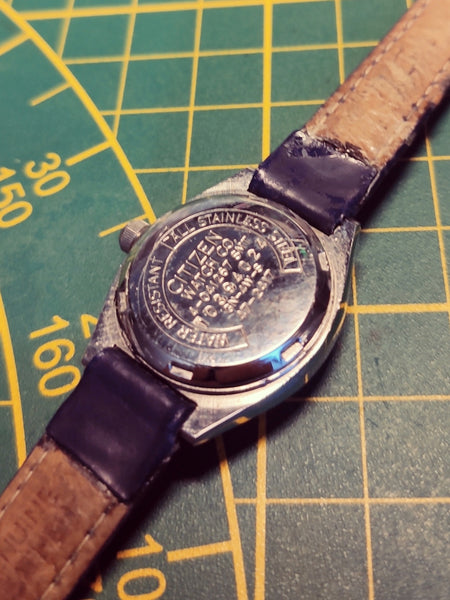 Montre quartz femme Citizen CQ - Années 80. - Le Sélectionneur - Brocante en ligne