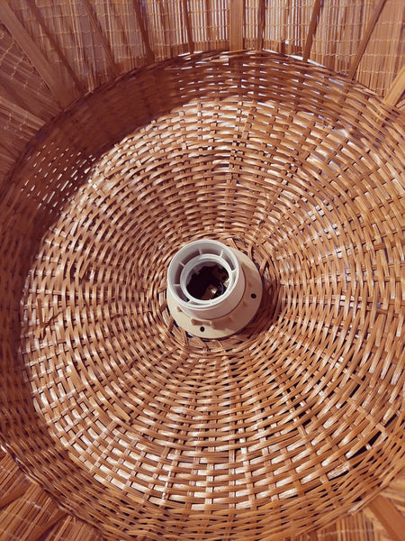 Suspension en rotin tressé vintage - Le Sélectionneur - Brocante en ligne