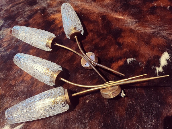 Applique torche vintage en laiton et verre - Le Sélectionneur - Brocante en ligne