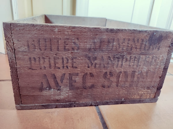 Caisse en bois vintage Lait concentré sucré Nestlé