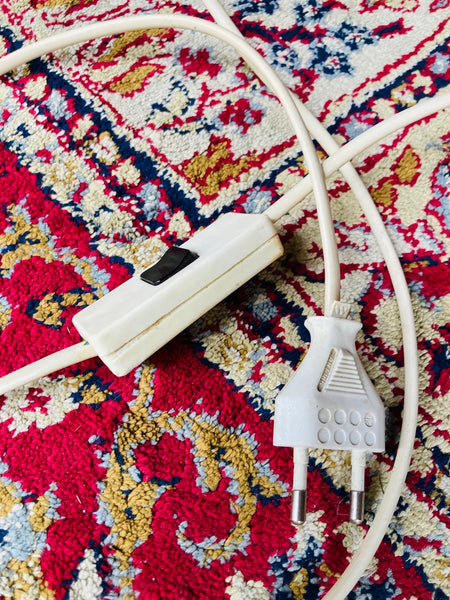 Lampe vintage à poser en rotin et bambou