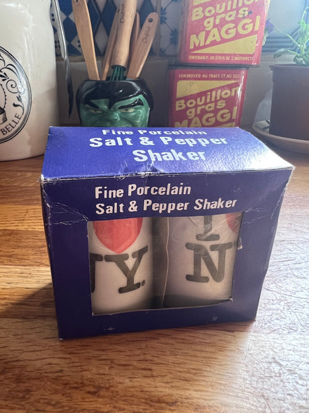 Poivrière et salière en porcelaine I ❤️ NY
