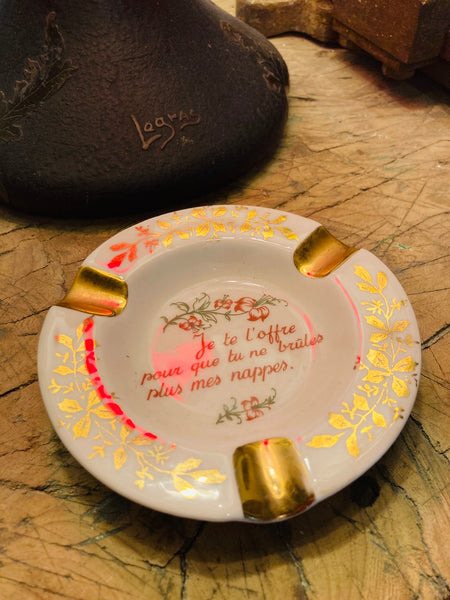 Petit cendrier vintage en porcelaine de Limoges