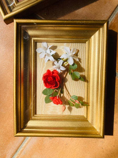 Paire de cadres vintages de fleurs artificielles - 1950/60