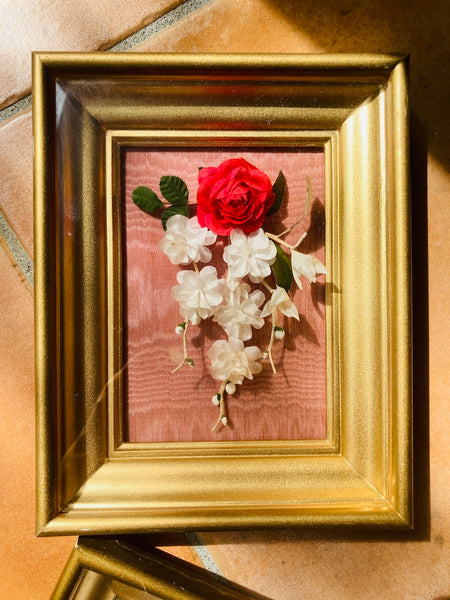 Paire de cadres vintages de fleurs artificielles - 1950/60