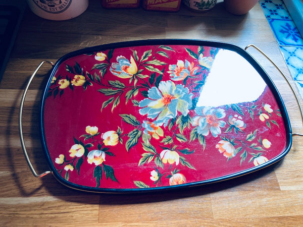 Plateau de service vintage en formica et métal doré