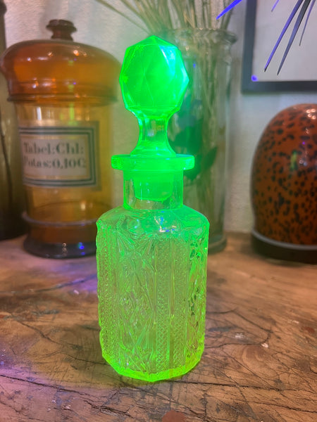 Flacon à parfum vintage en Ouraline 19cm