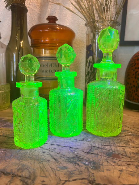 Flacon à parfum vintage en Ouraline 19cm