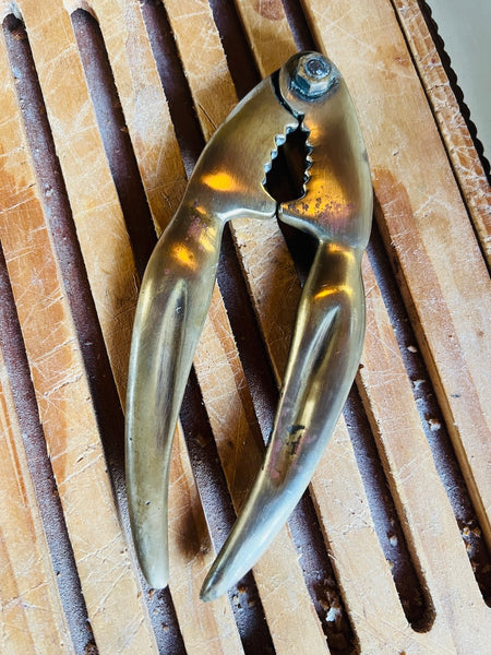 Pince à crustacée vintage en bronze