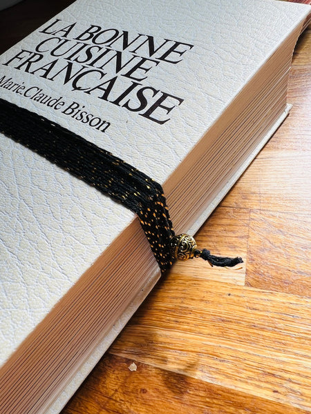 Bloc porte-couteaux de cuisine customisé à partir d'un livre de cuisine