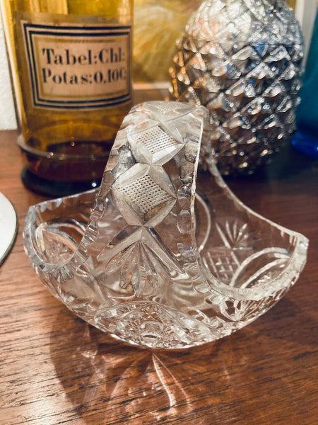 Panier en cristal à anse vintage