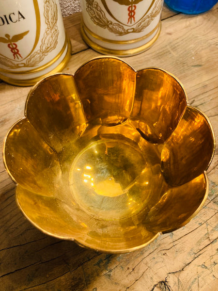 Vide-poche / cache-pot en laiton sur pied vintage