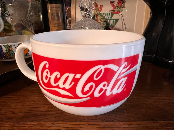 Bol à anse vintage Coca-Cola en Arcopal France - 1997