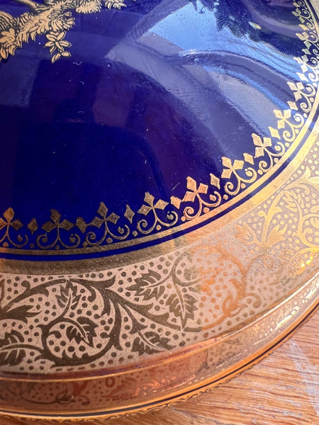 Bonbonnière ancienne en porcelaine bleu de four Limoges France cobalt / or