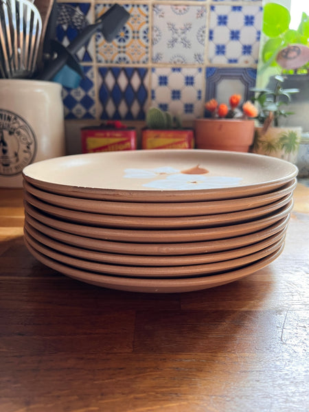 8 assiettes plates vintages en grès Moulin des Loups Orchies