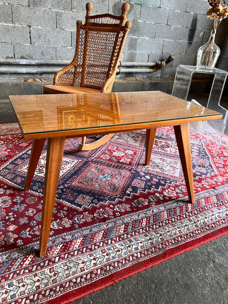 Table basse vintage style scandinave en teck aux pieds compas et plateau verre - Années 60