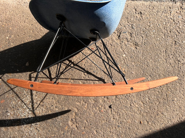 Rocking chair / chaise à bascule RSR Chair de Ray et Charles EAMES pour Herman MILLER - 1963