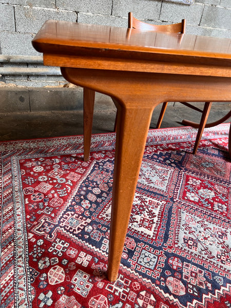Table style scandinave en teck et ses 2 rallonges à l'italienne - Editions LB France - Années 60