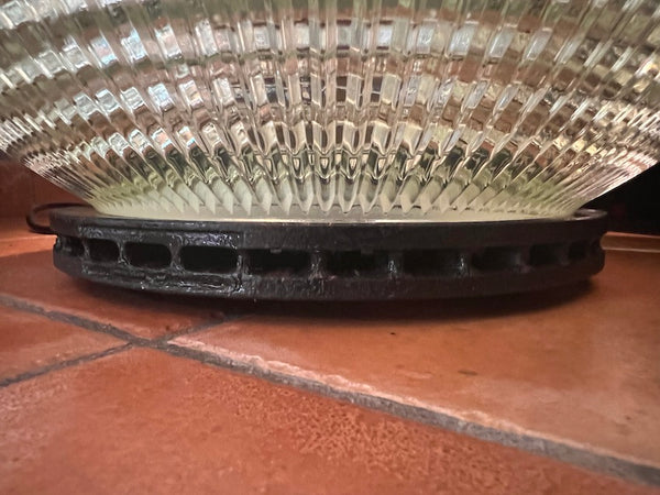 Le Sélectionneur - Brocante - Luminaire Boule Holophane / Europhane grand modèle sur socle - Diamètre 50cm - Années 70