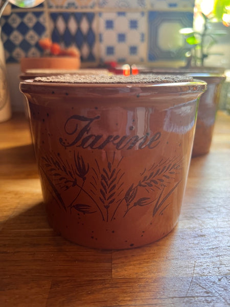 Lot de 3 pots de cuisine en grès Sel, sucre et farine aux couvercles en liège